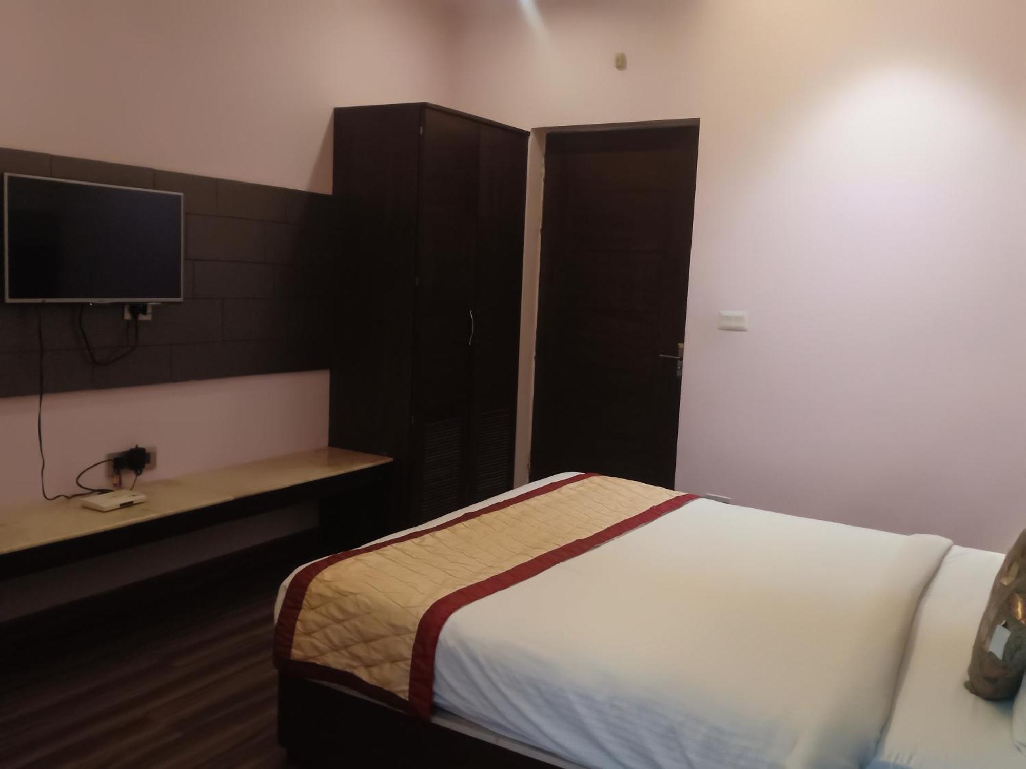 Hotel Rudra Vilas Agra  Extérieur photo